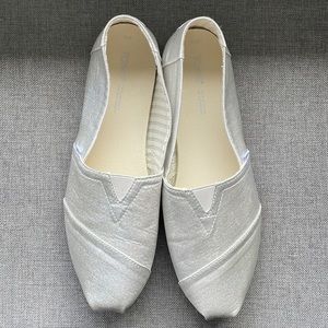 Tom’s Alpargata Glimmer slip on